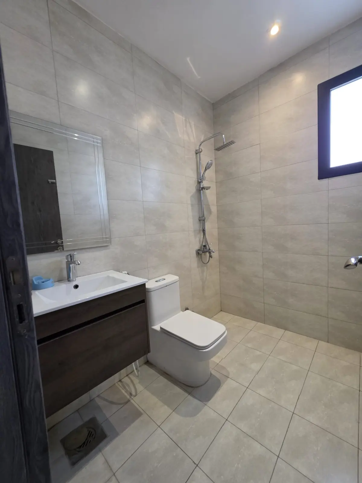 Rent Apartment in Rumaithiya
