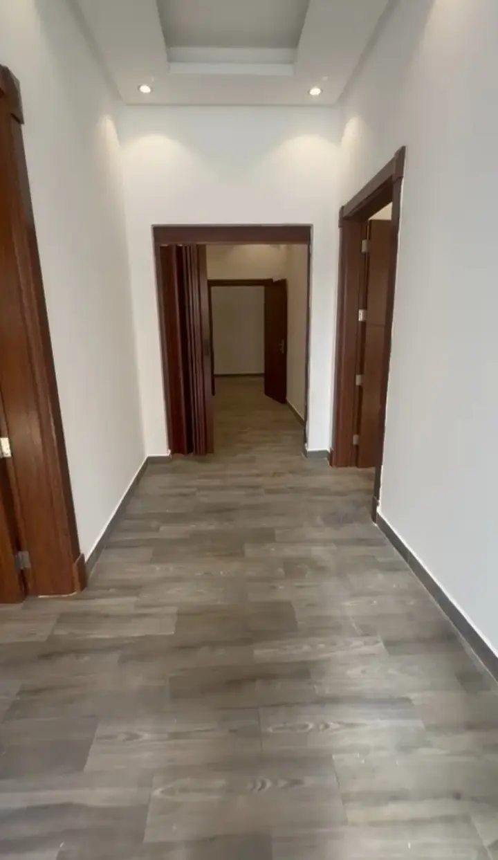 Rent Floor in West Abdullah Al-Mubarak