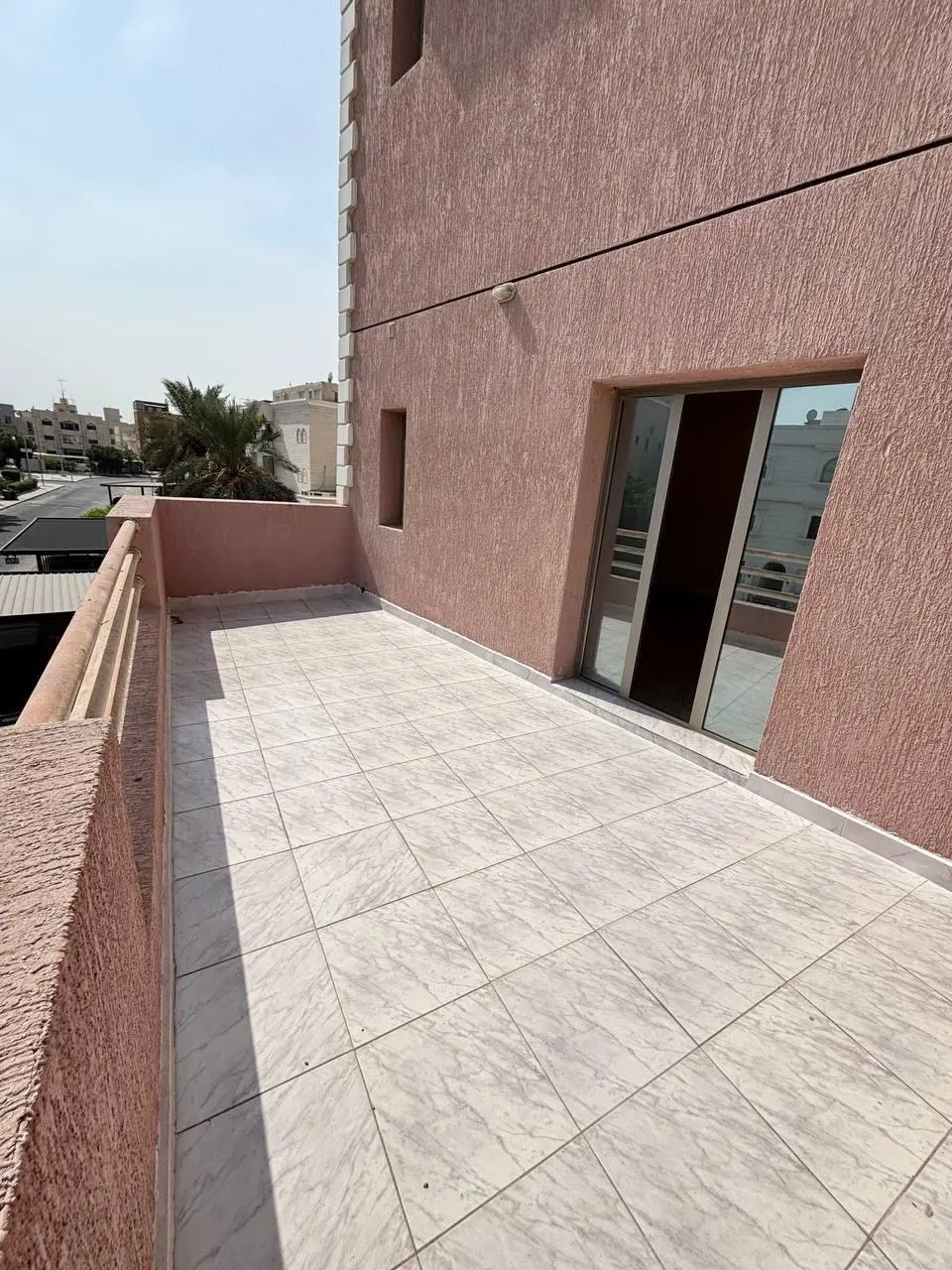 للإيجار شقة في سلوى