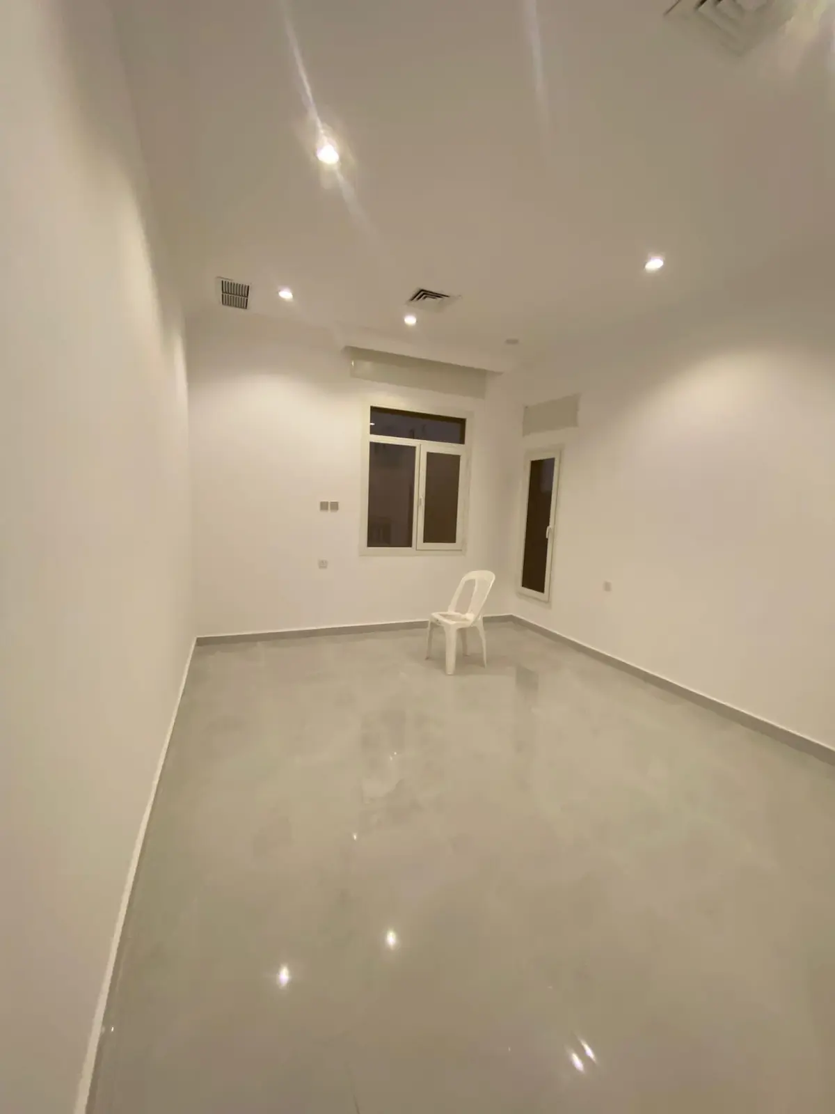 Rent Apartment in Salwa