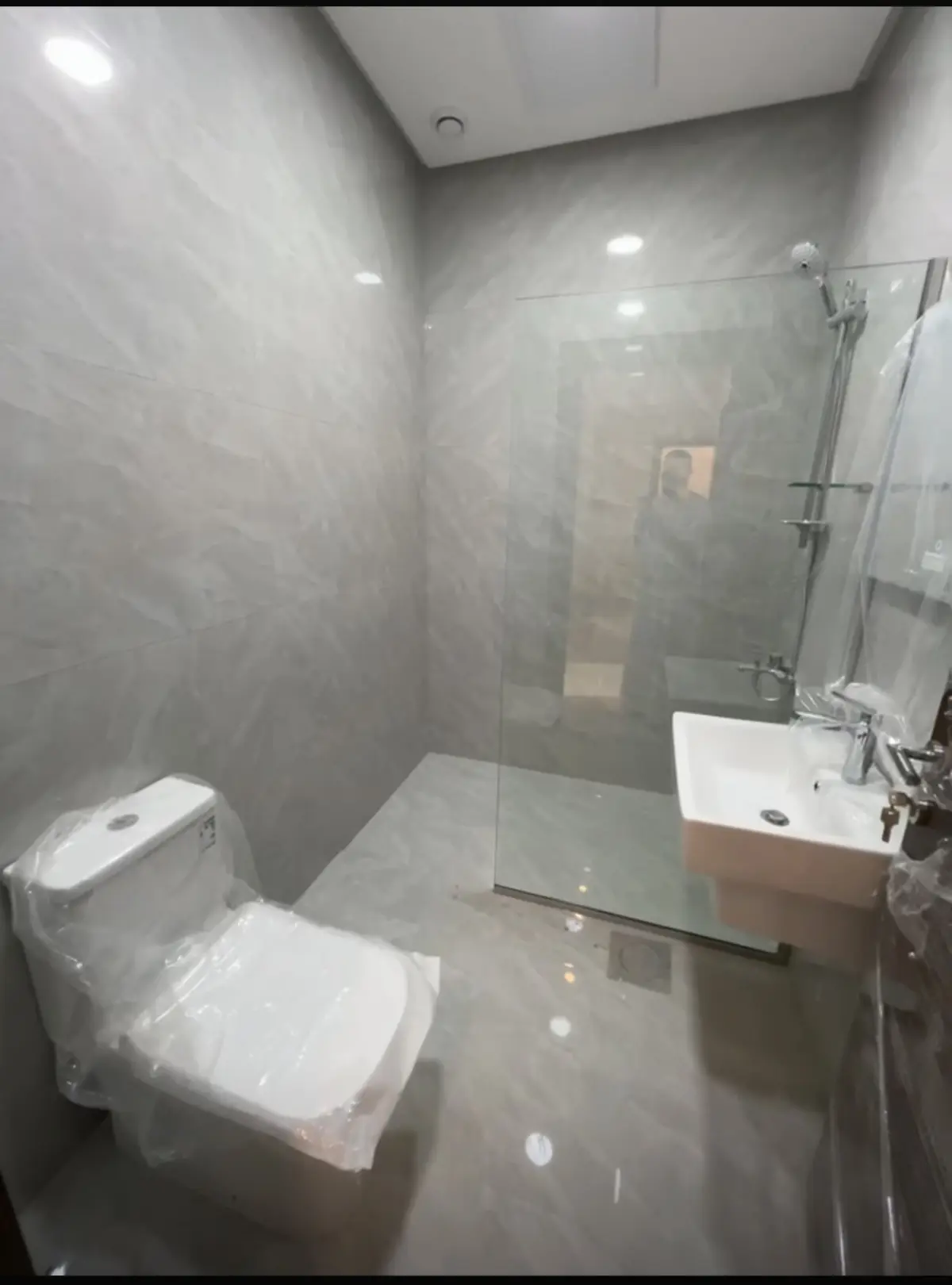 Rent Floor in Zahra