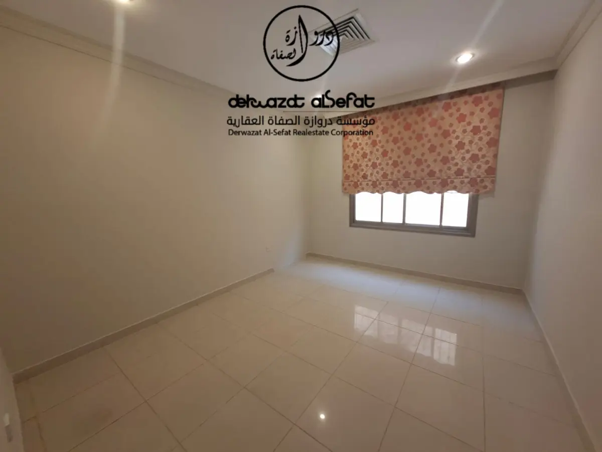للإيجار شقة في حطين