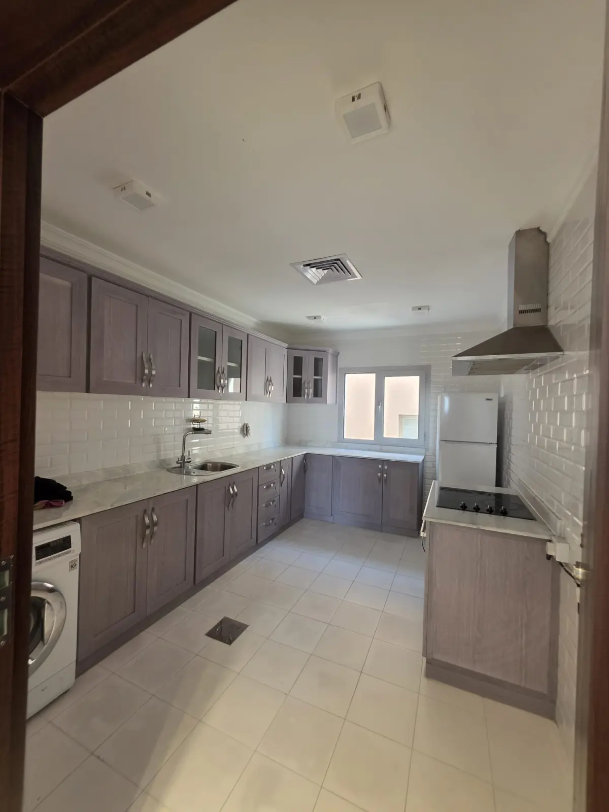 Rent Apartment in Zahra
