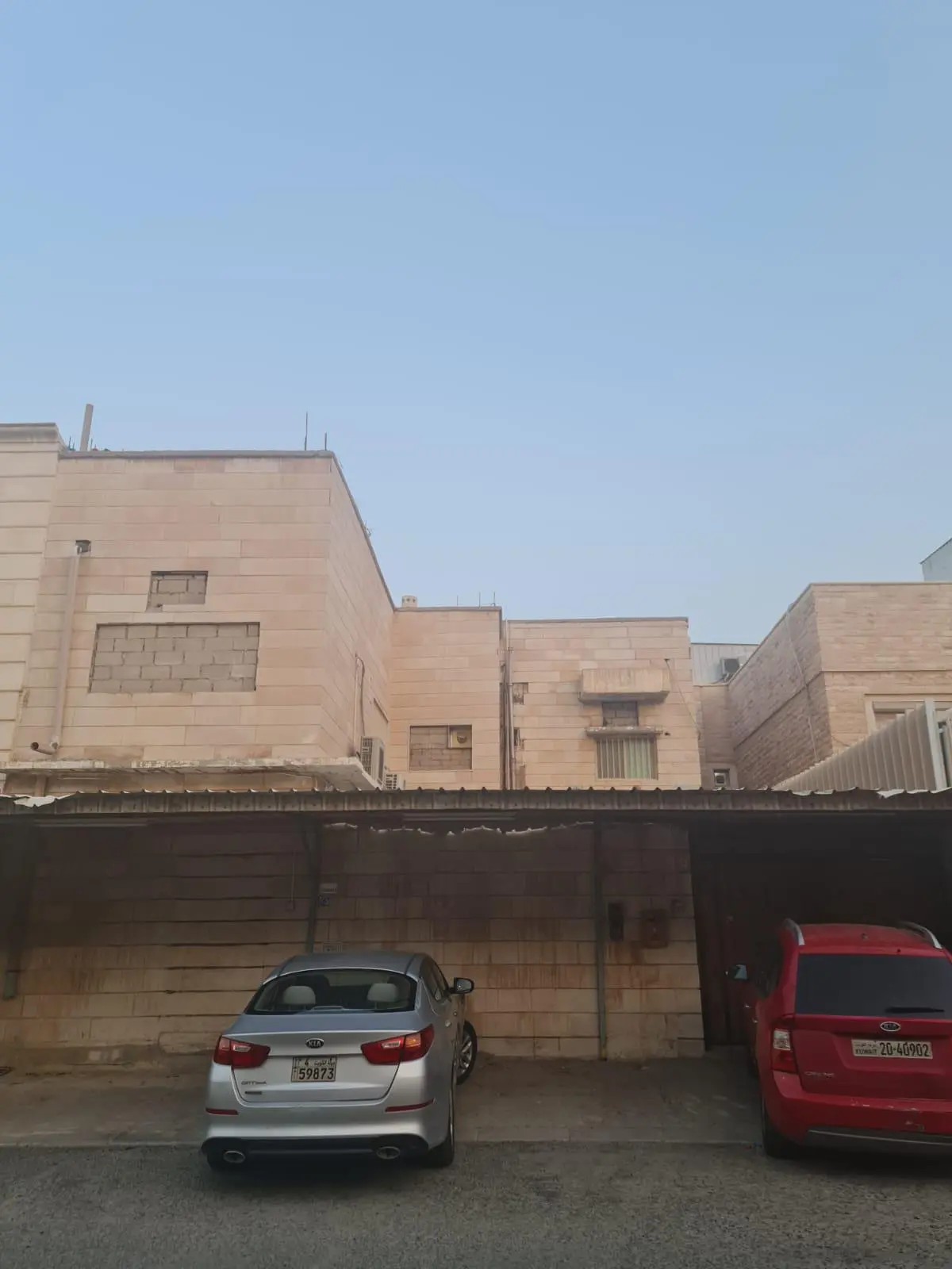 للبيع بيت في بيان