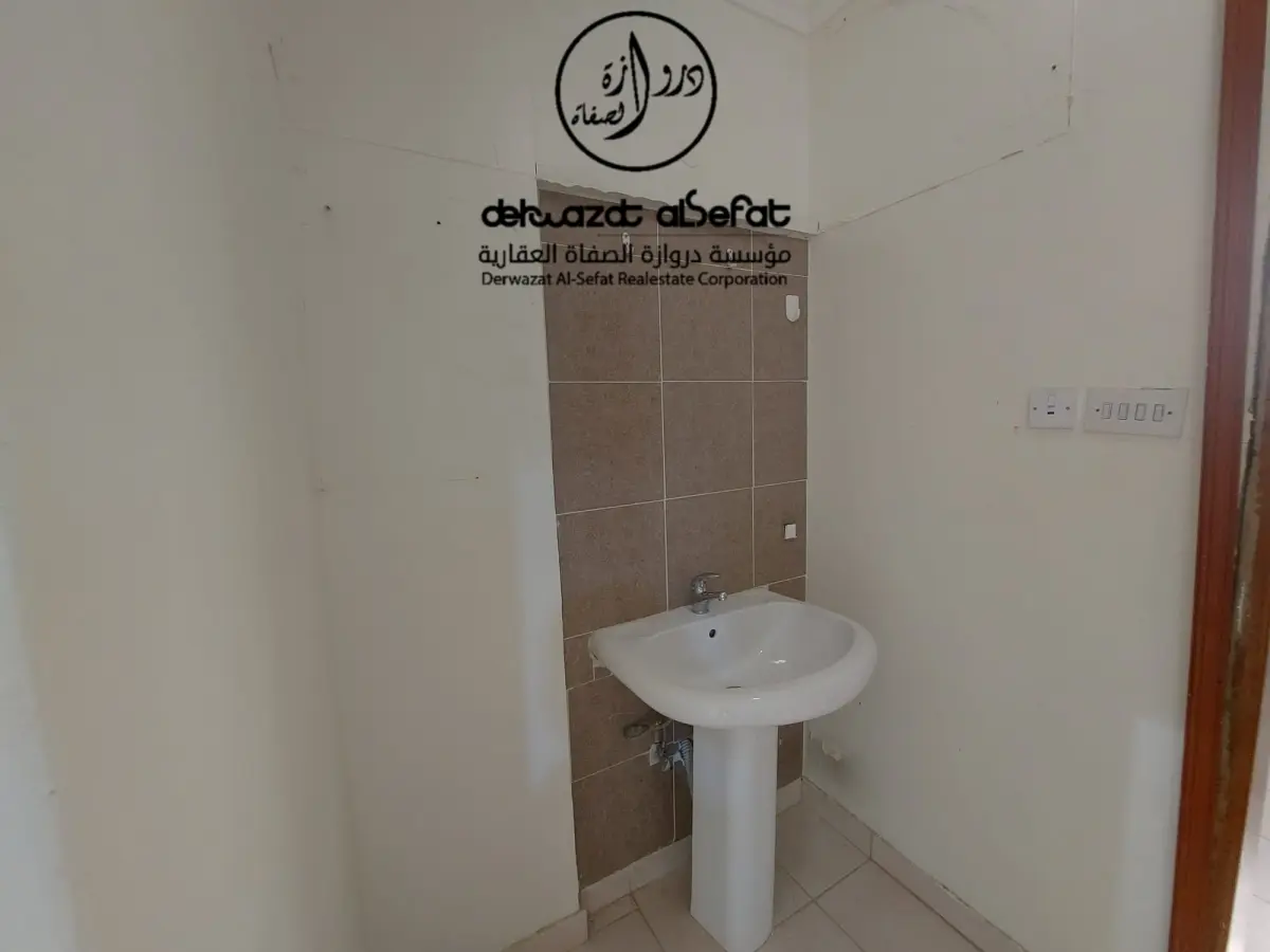 للإيجار شقة في السرة