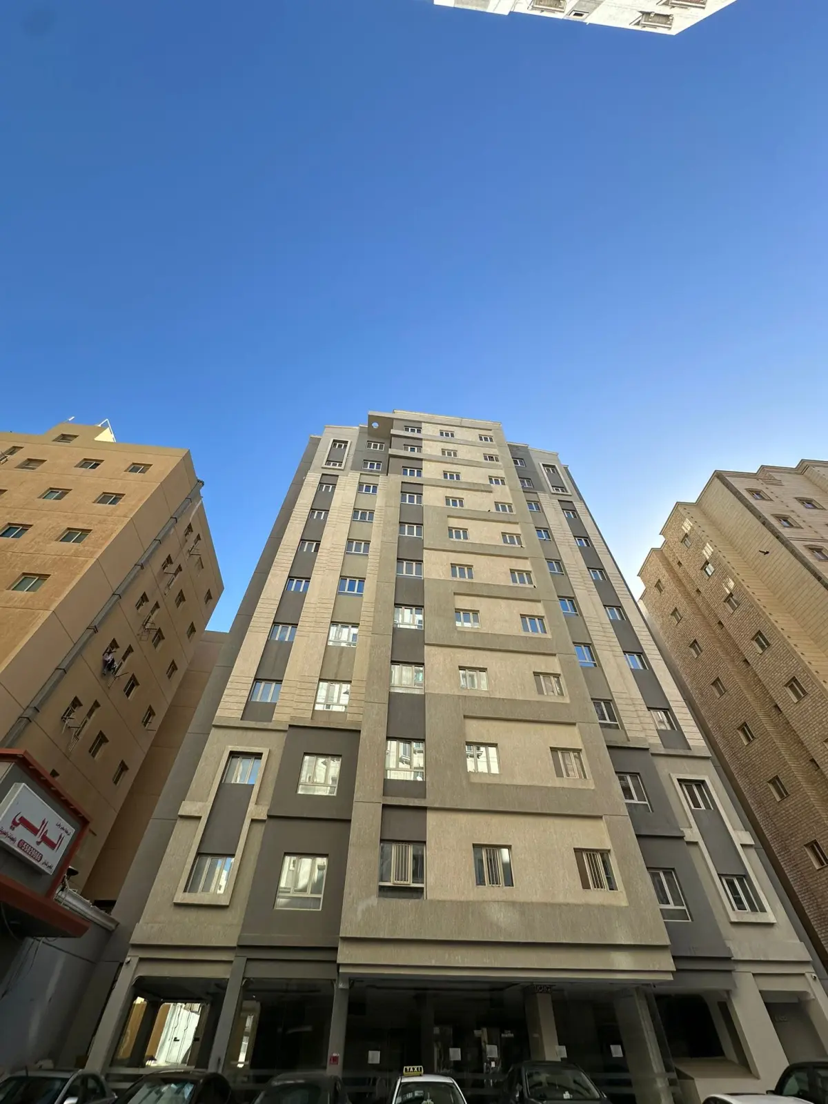 Rent Apartment in Salmiya