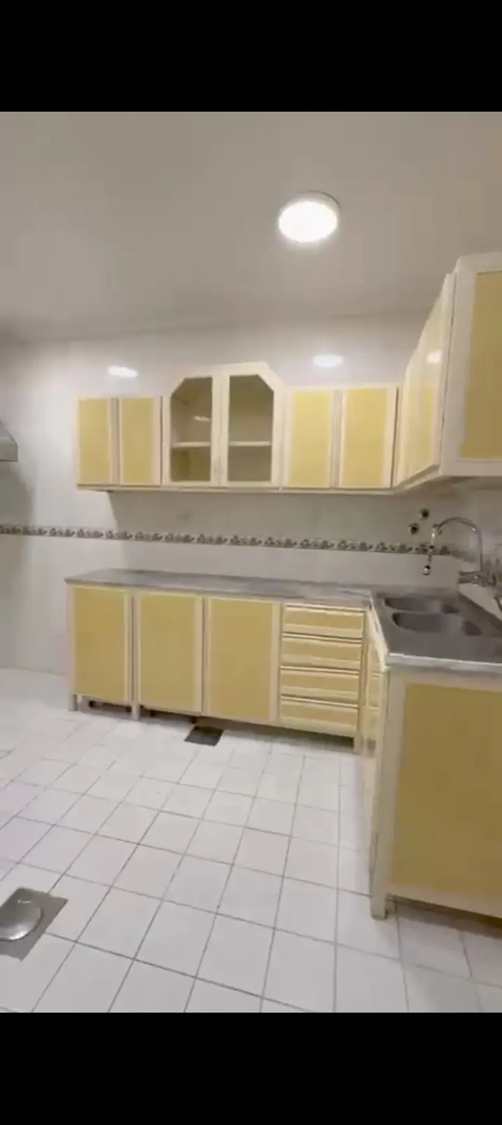 Rent House in Surra