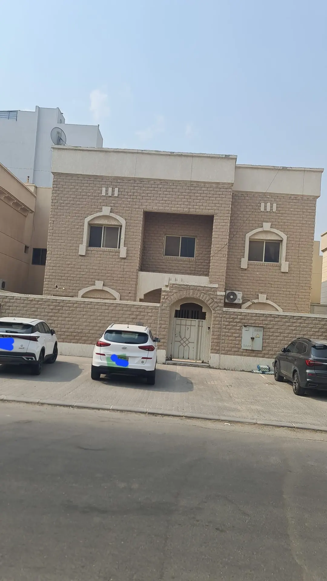 للبيع بيت في سعد العبدالله