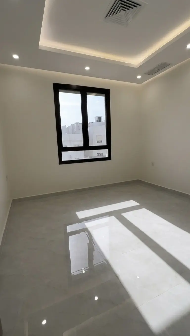 Rent Apartment in Khaitan South New