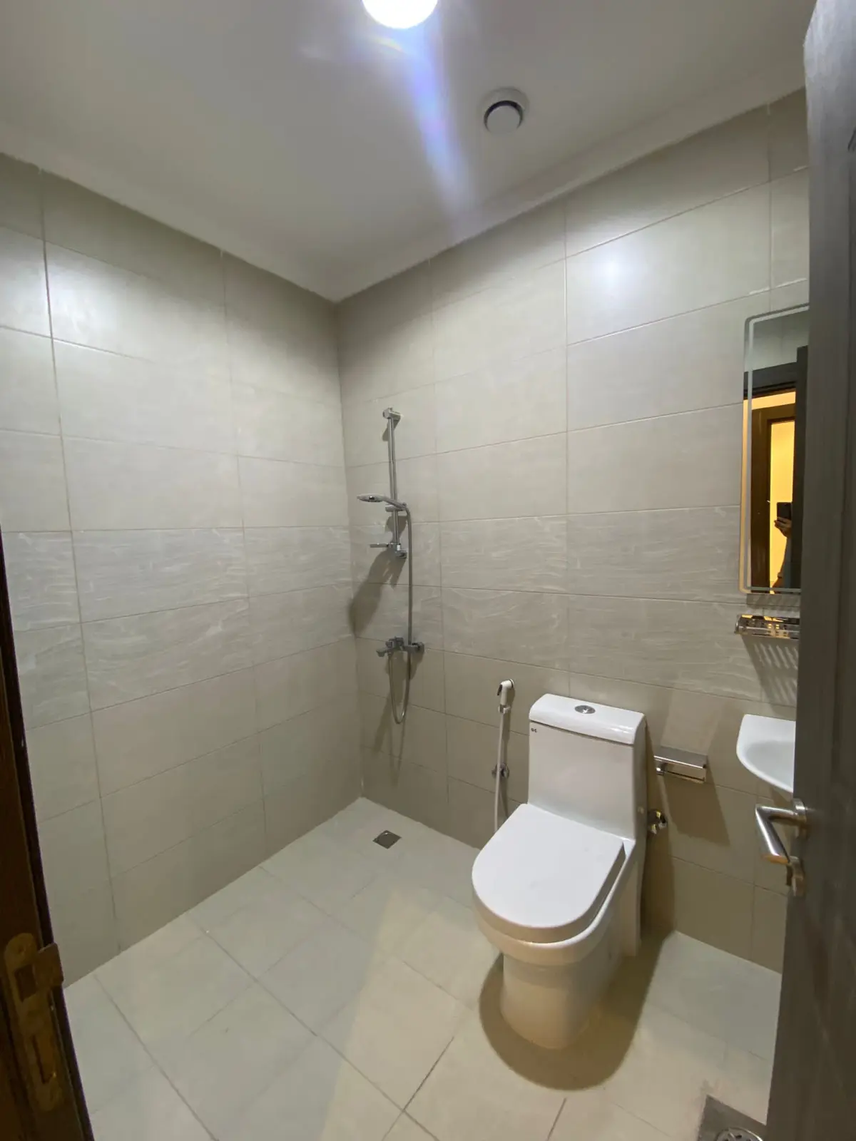 Rent Apartment in Salwa