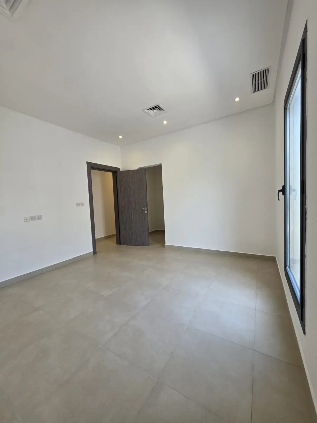 Rent Apartment in Rumaithiya