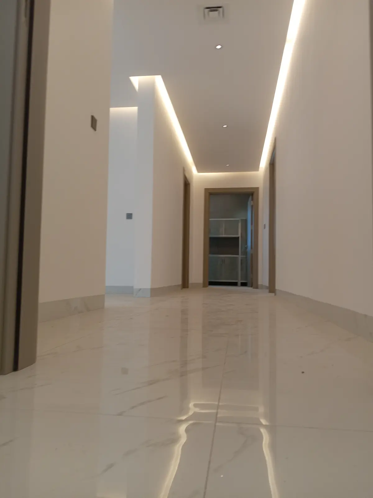 Rent Apartment in Omariya