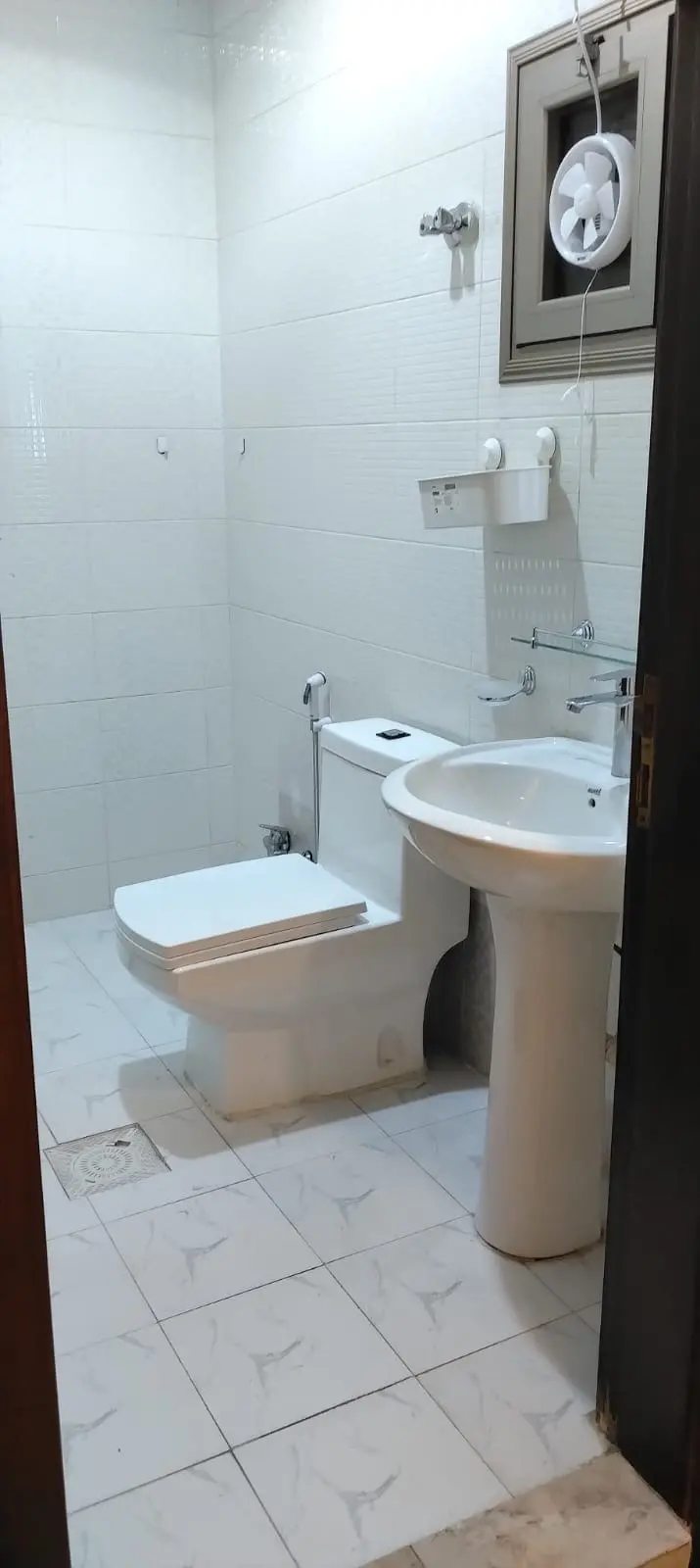 Rent Apartment in Bayan