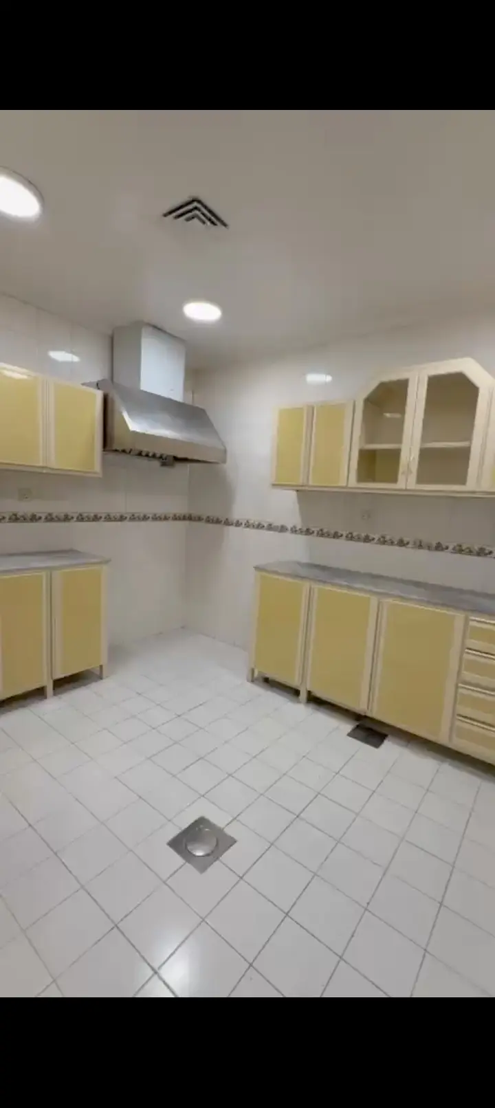 Rent House in Surra