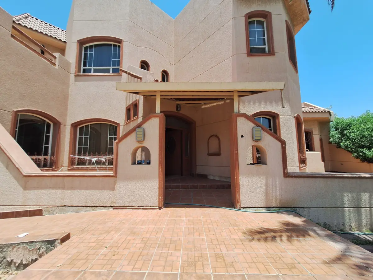 Sale House in Mubarak Al-Abdullah - West Mishref
