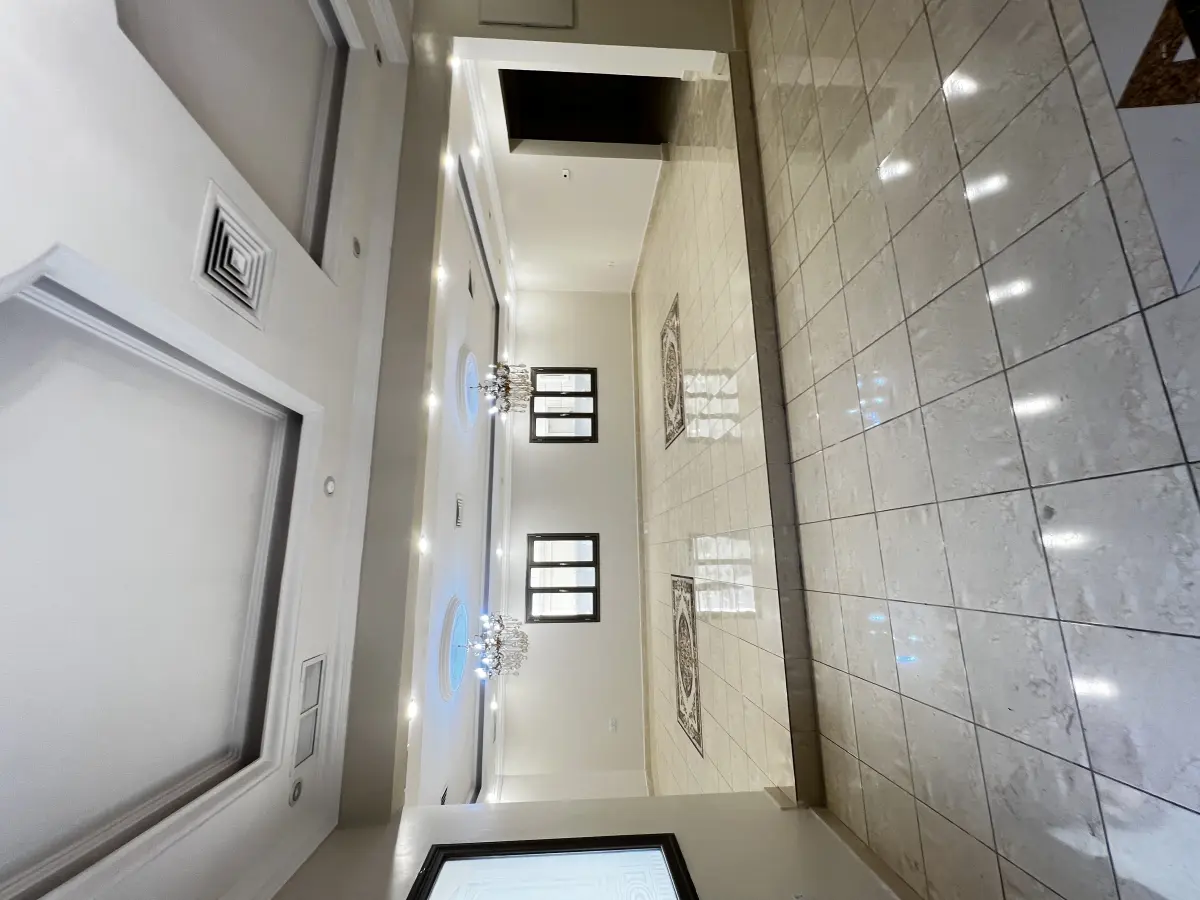 Rent House in Abdullah Al-Mubarak - West Jleeb