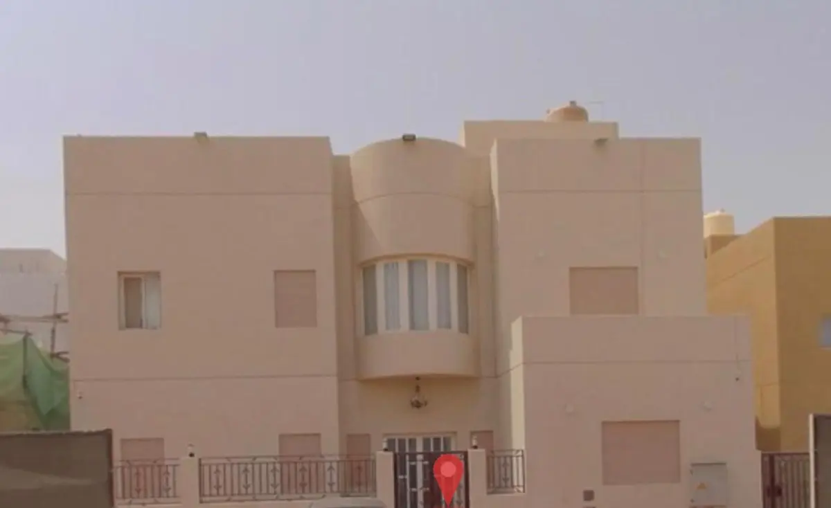 للبدل بيت في صباح الاحمد السكنية