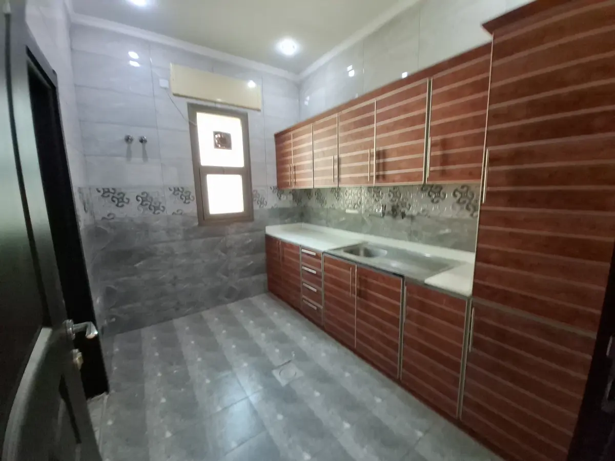 للإيجار شقة في مشرف