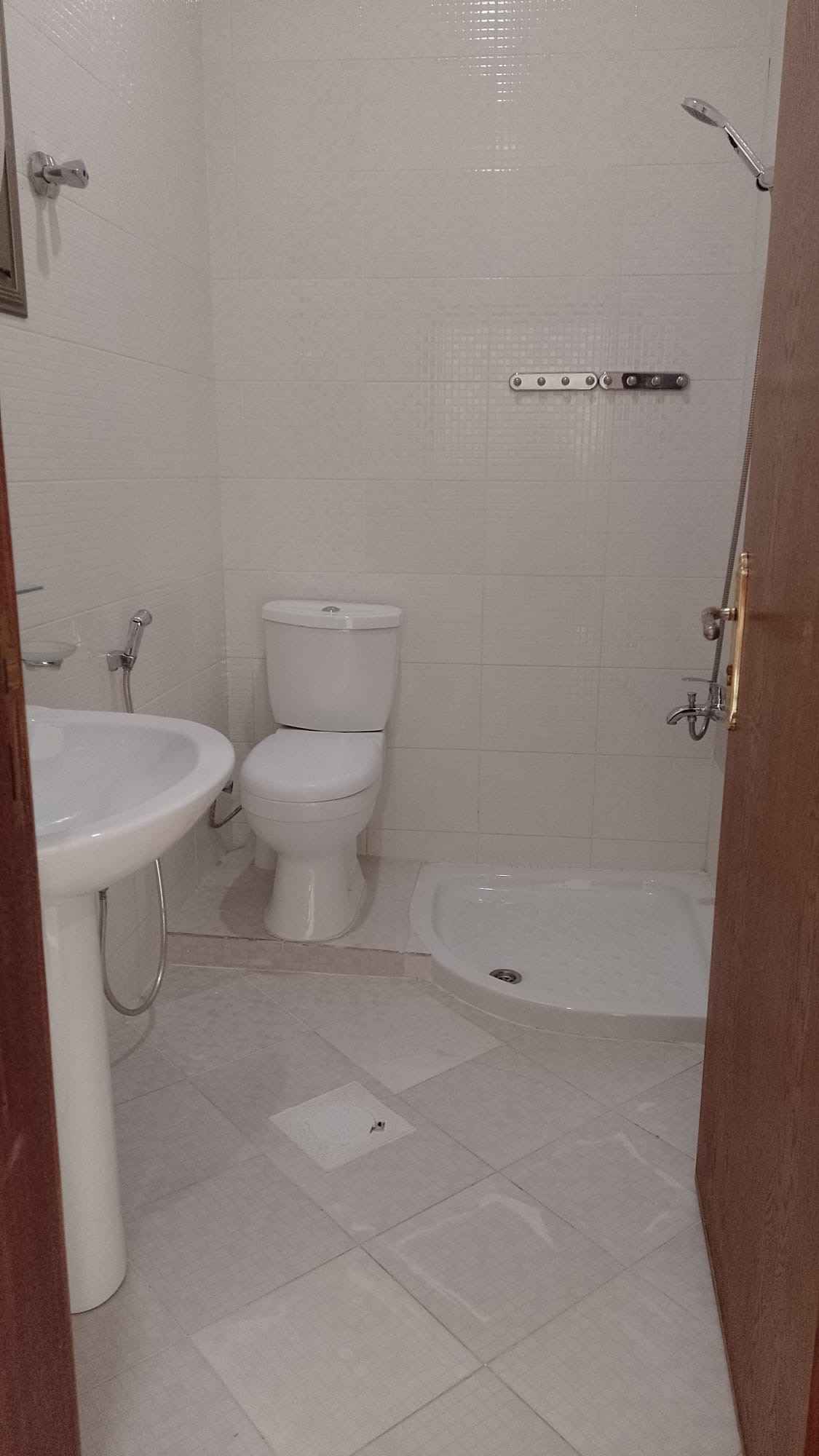 للإيجار شقة في بيان
