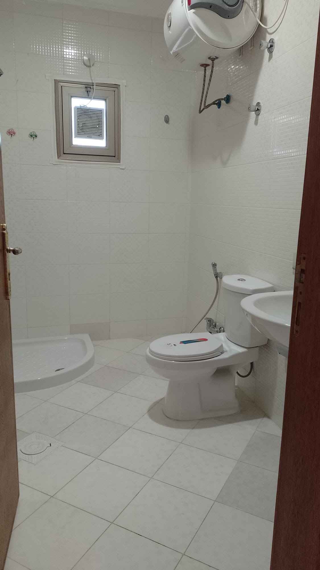 للإيجار شقة في بيان
