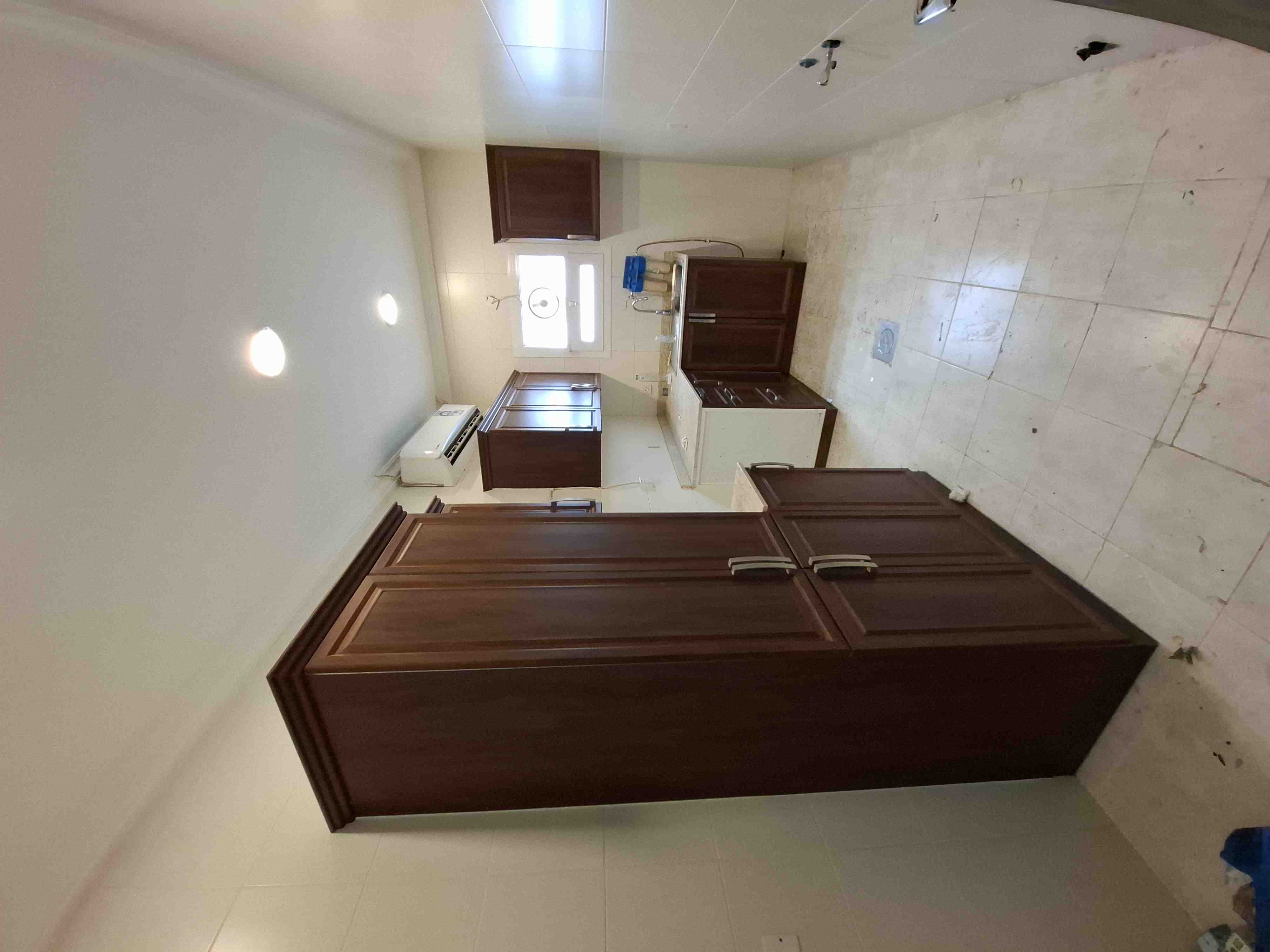 للإيجار شقة في الفنيطيس