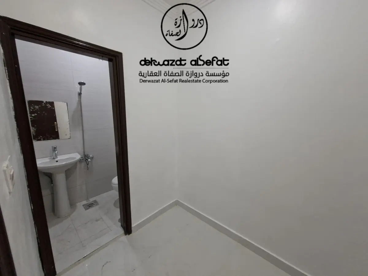 للإيجار شقة في سلوى