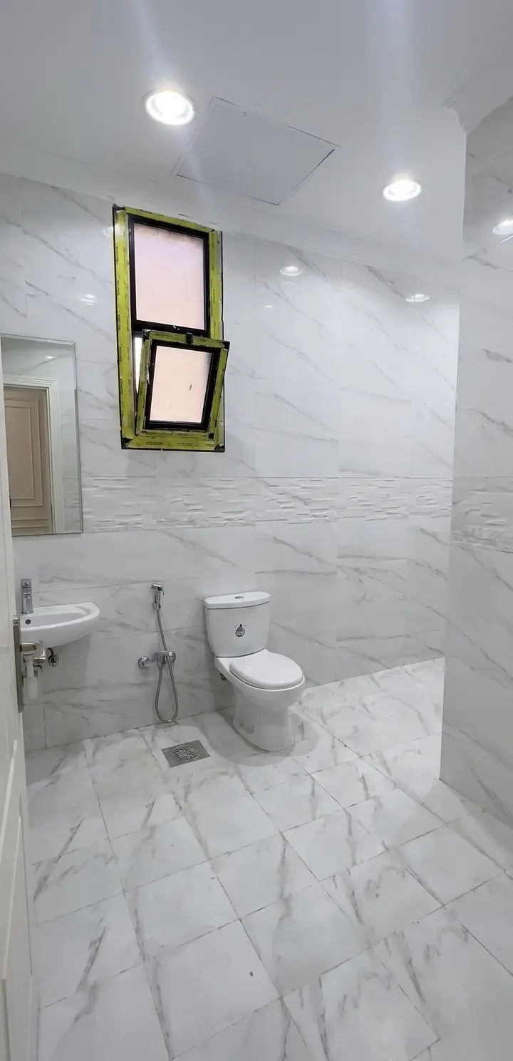 Rent Apartment in Khaitan South New