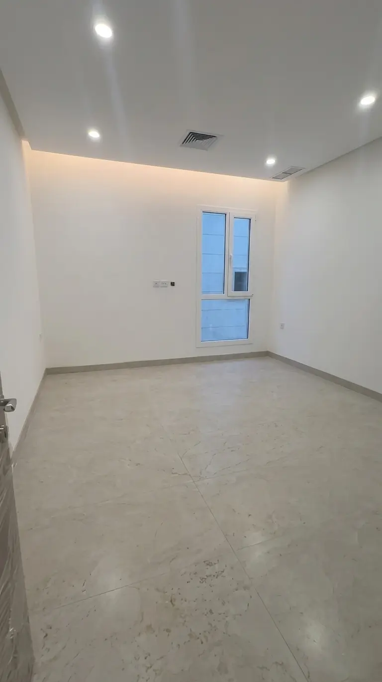 Rent Apartment in Khaitan South New