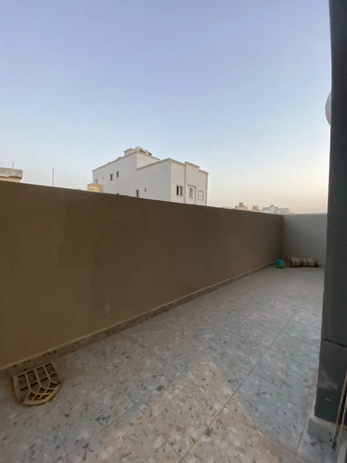 Rent Apartment in Salwa
