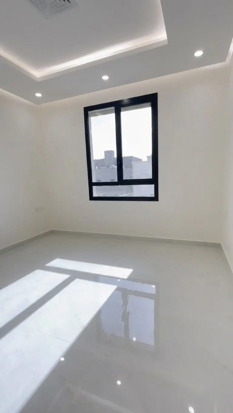 Rent Apartment in Khaitan South New