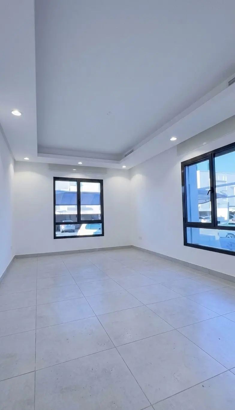 Rent Apartment in Salwa