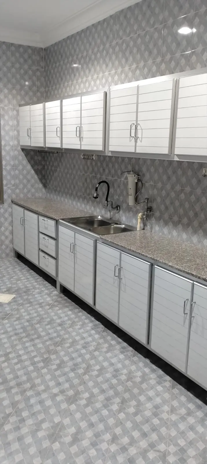 Rent Apartment in Bayan