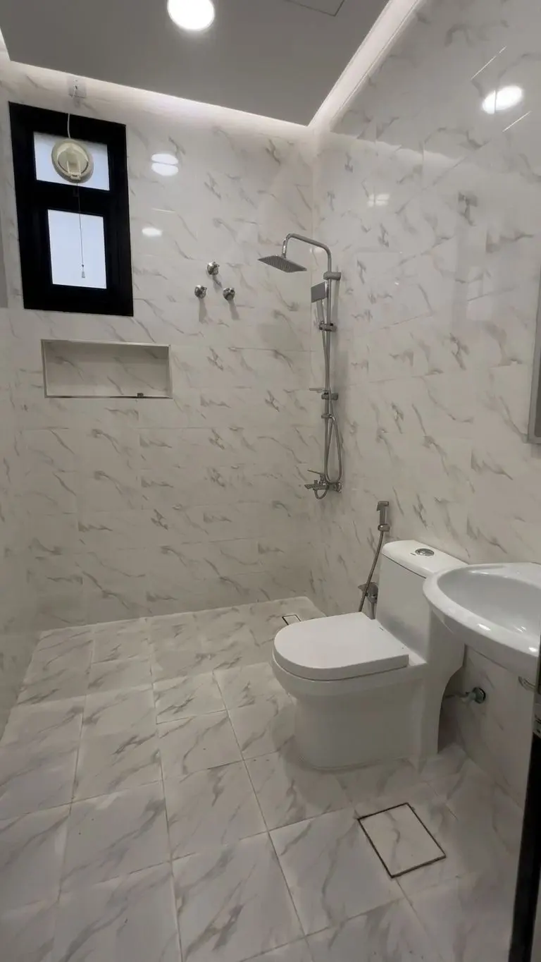 Rent Apartment in Khaitan South New