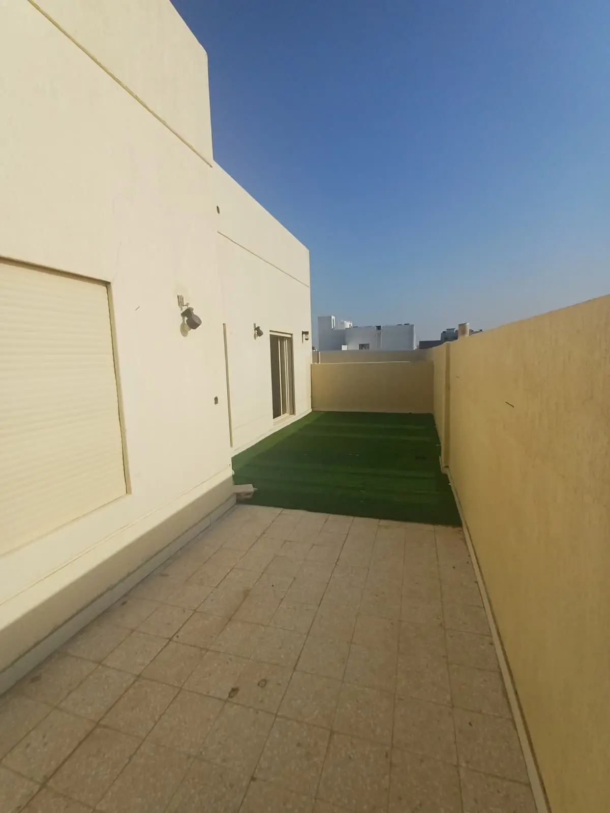 للإيجار شقة في الفنيطيس