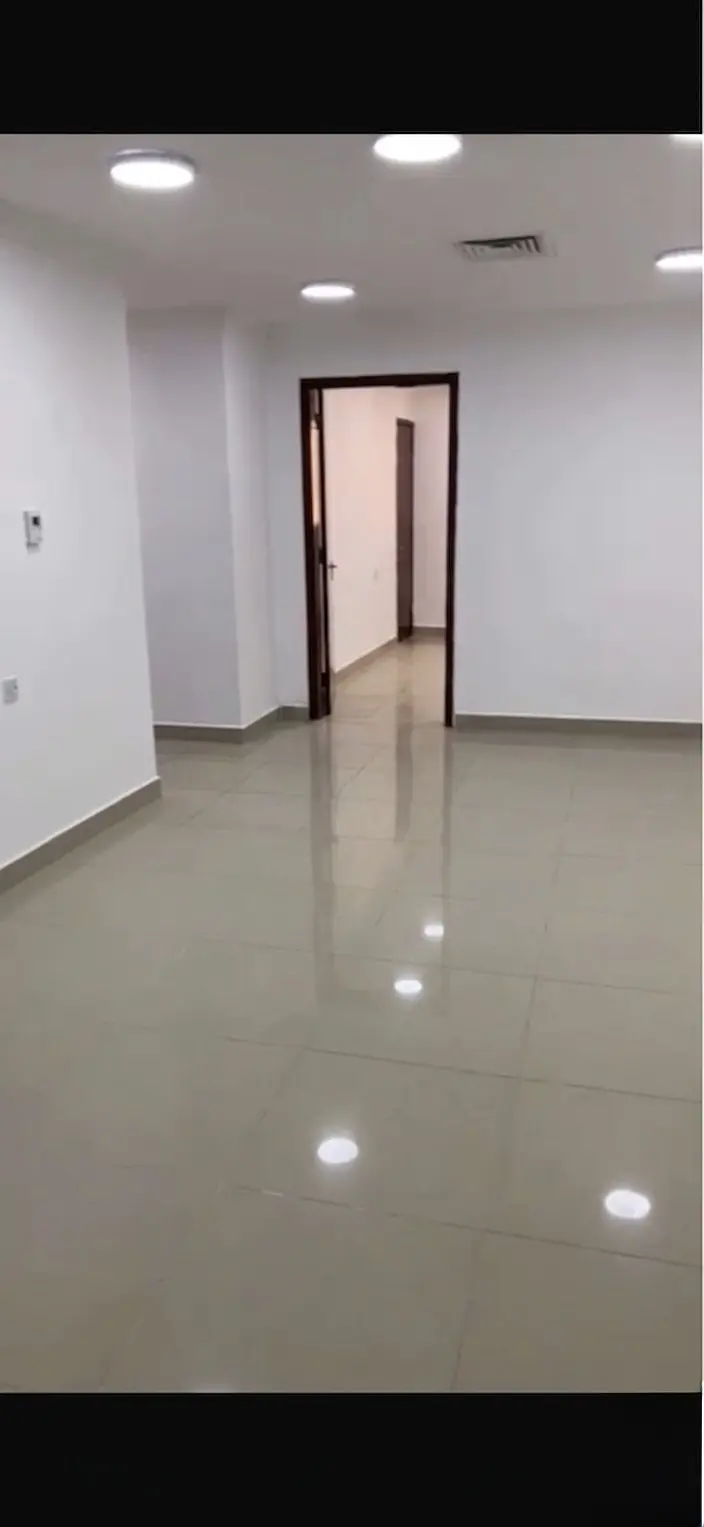 للإيجار شقة في سلوى