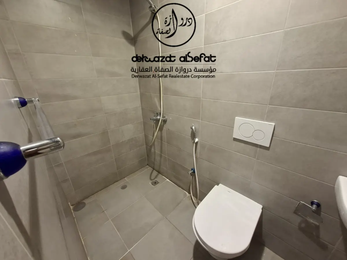 للإيجار دور في النزهة