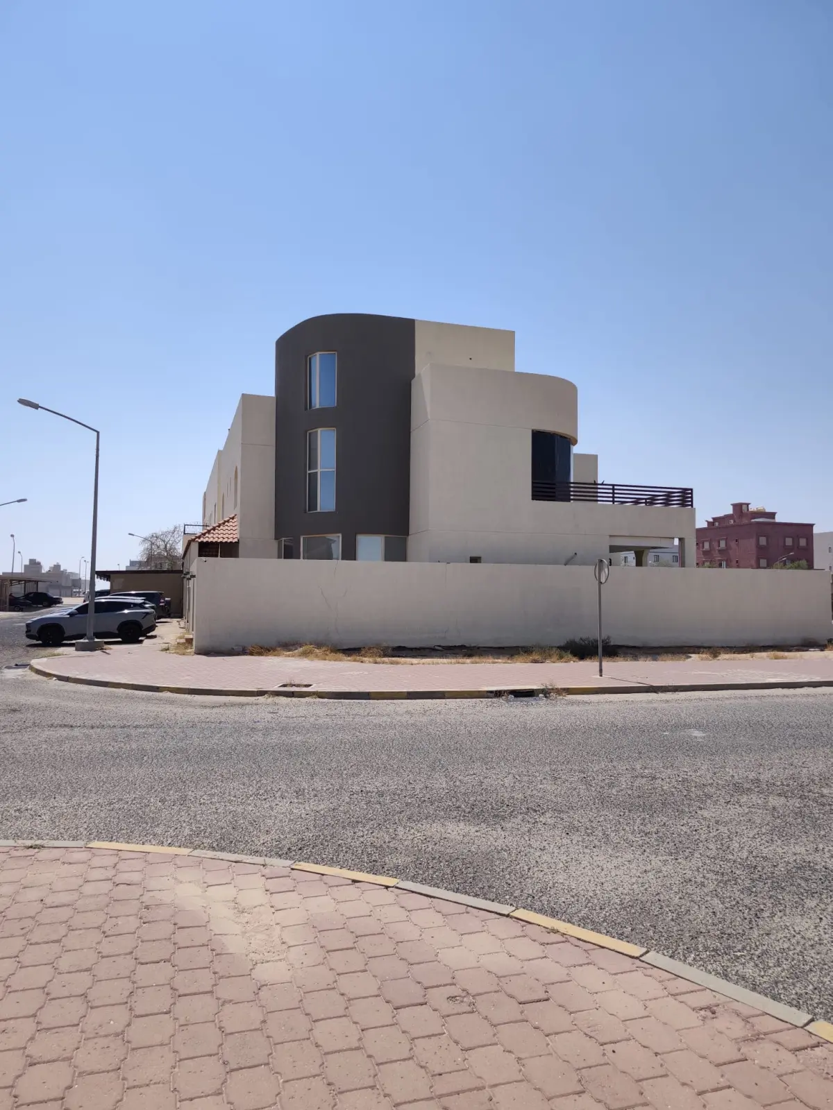 للبيع بيت في الخيران السكنية - جانب البرى