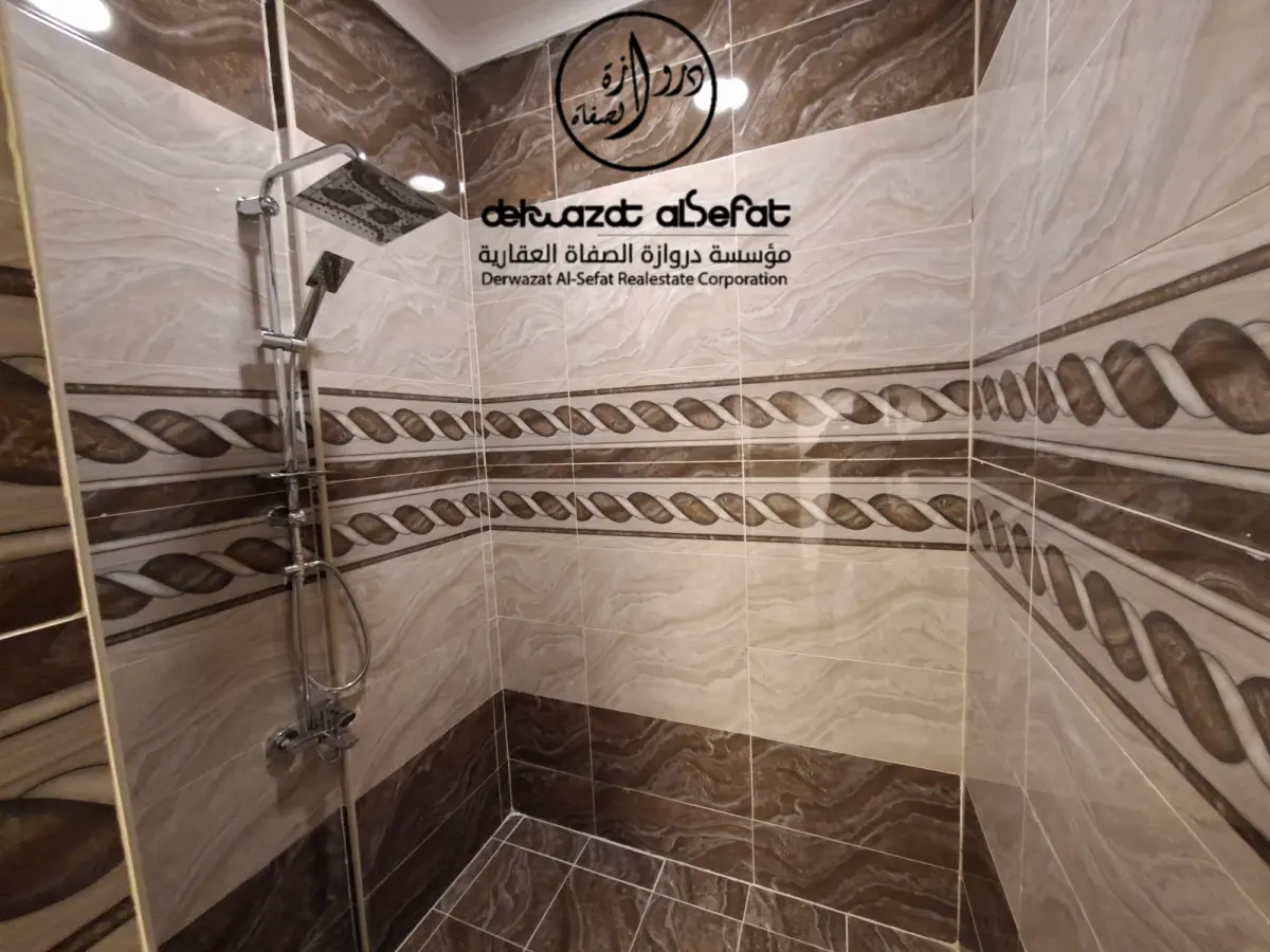 للإيجار دور في مشرف