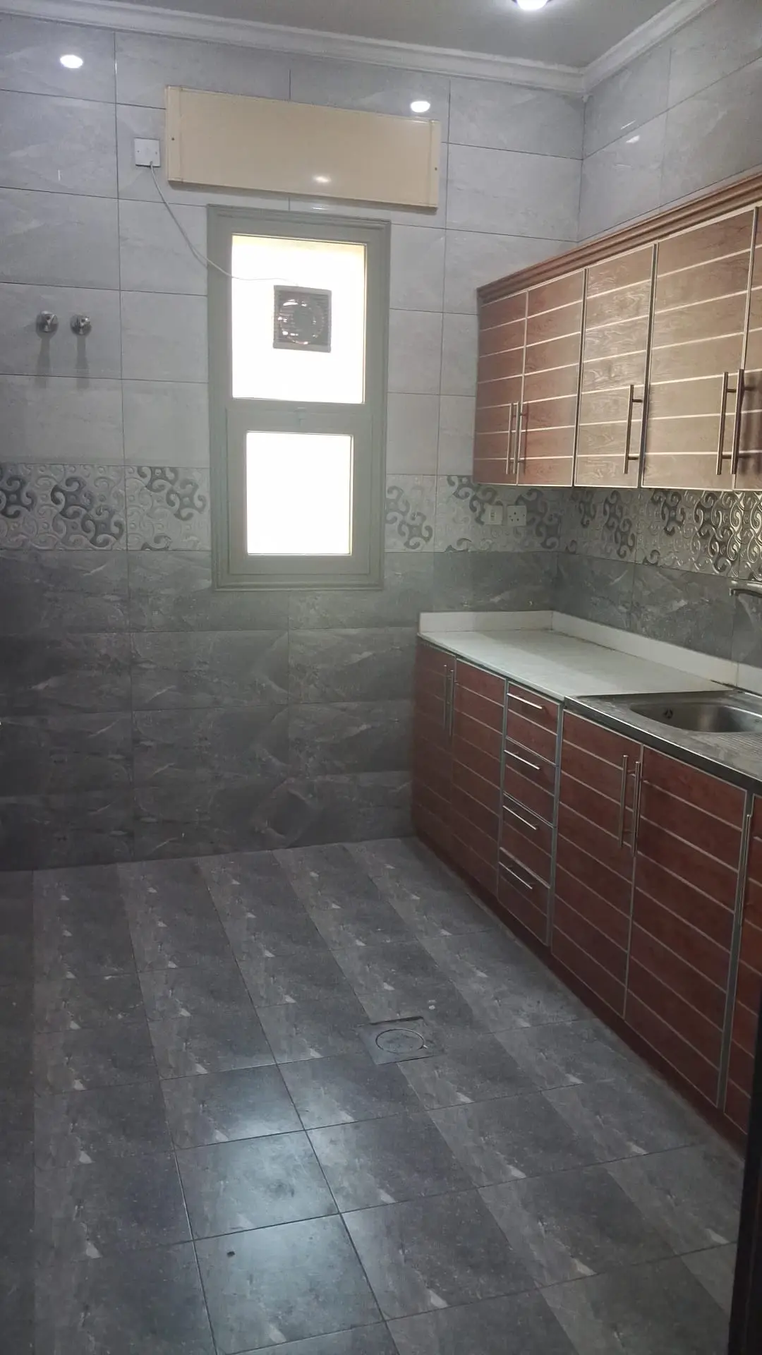 Rent Apartment in Mishref