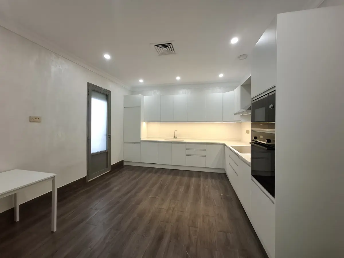 Rent Floor in Siddeeq