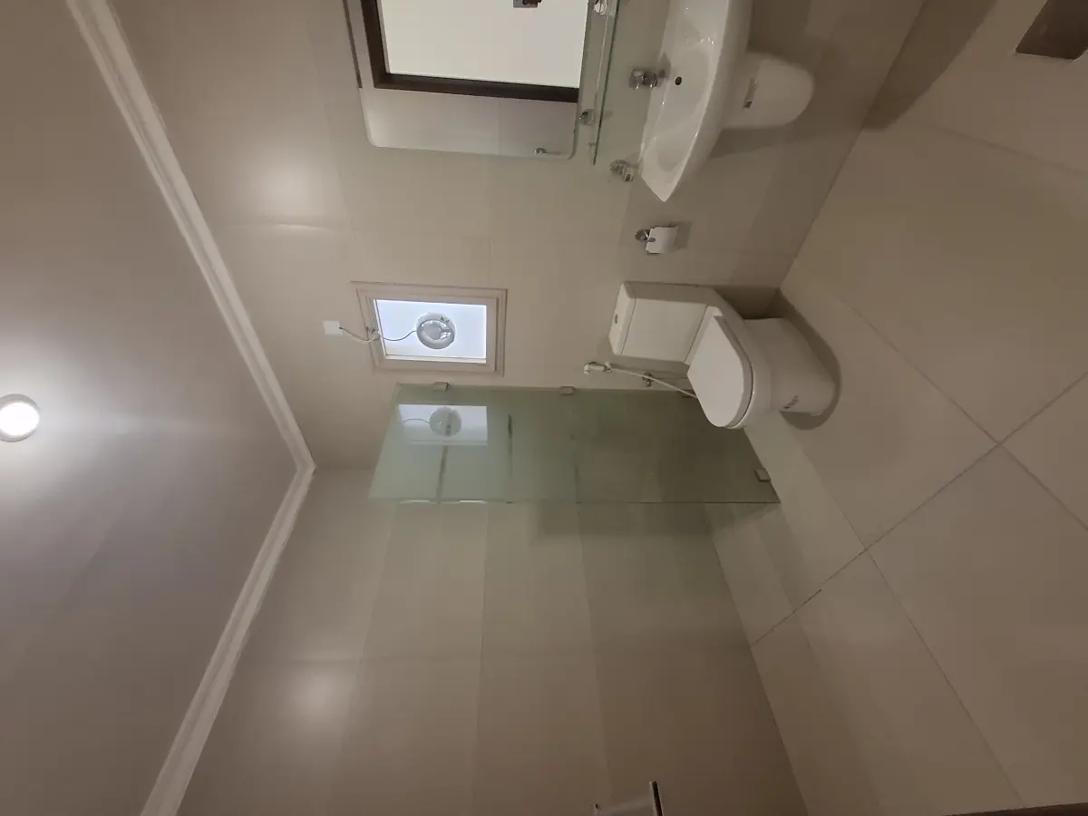 Rent Floor in Siddeeq