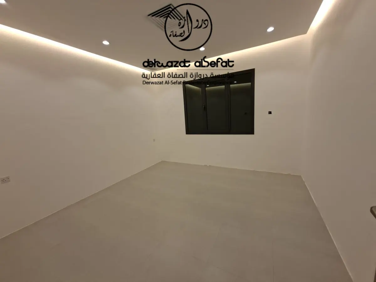 للإيجار شقة في المطلاع