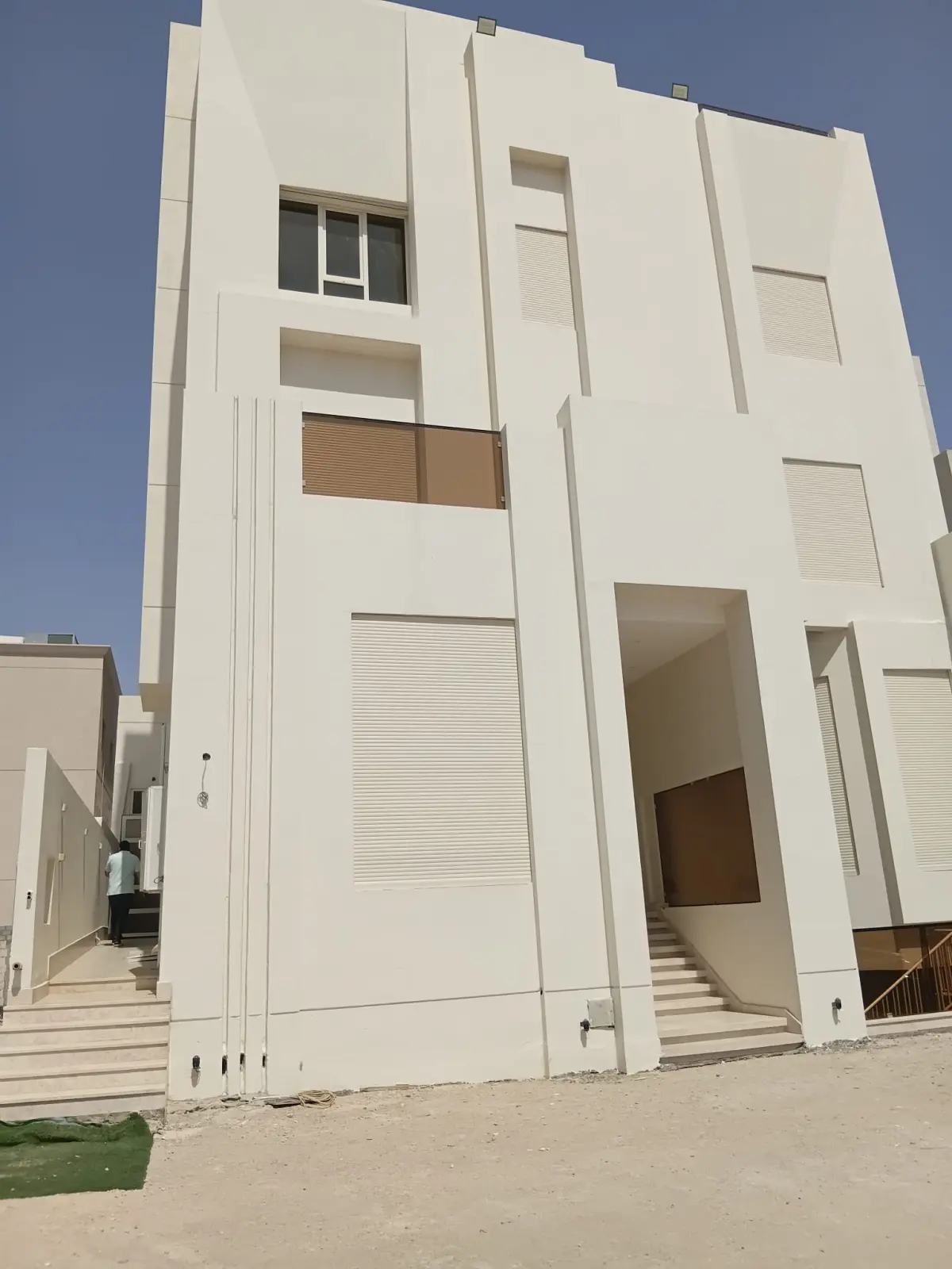 للإيجار شقة في المطلاع