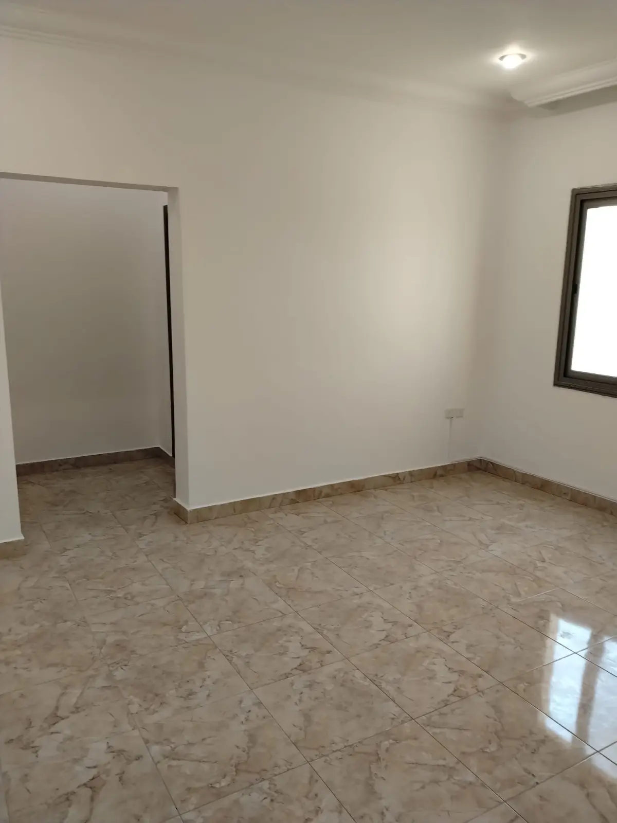 للإيجار شقة في بيان