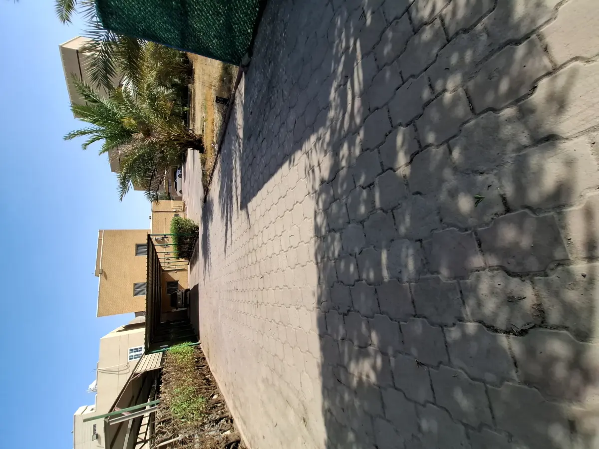 للإيجار بيت في القرين