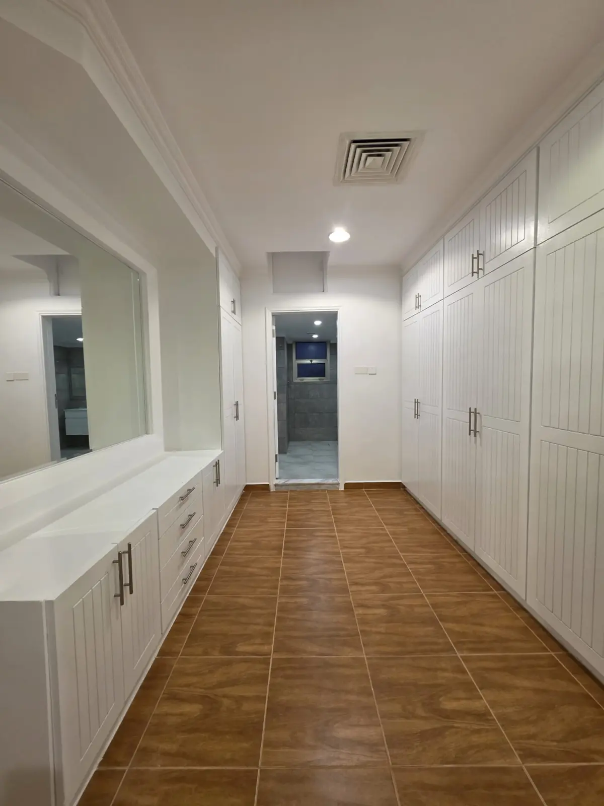 Rent House in Jabriya