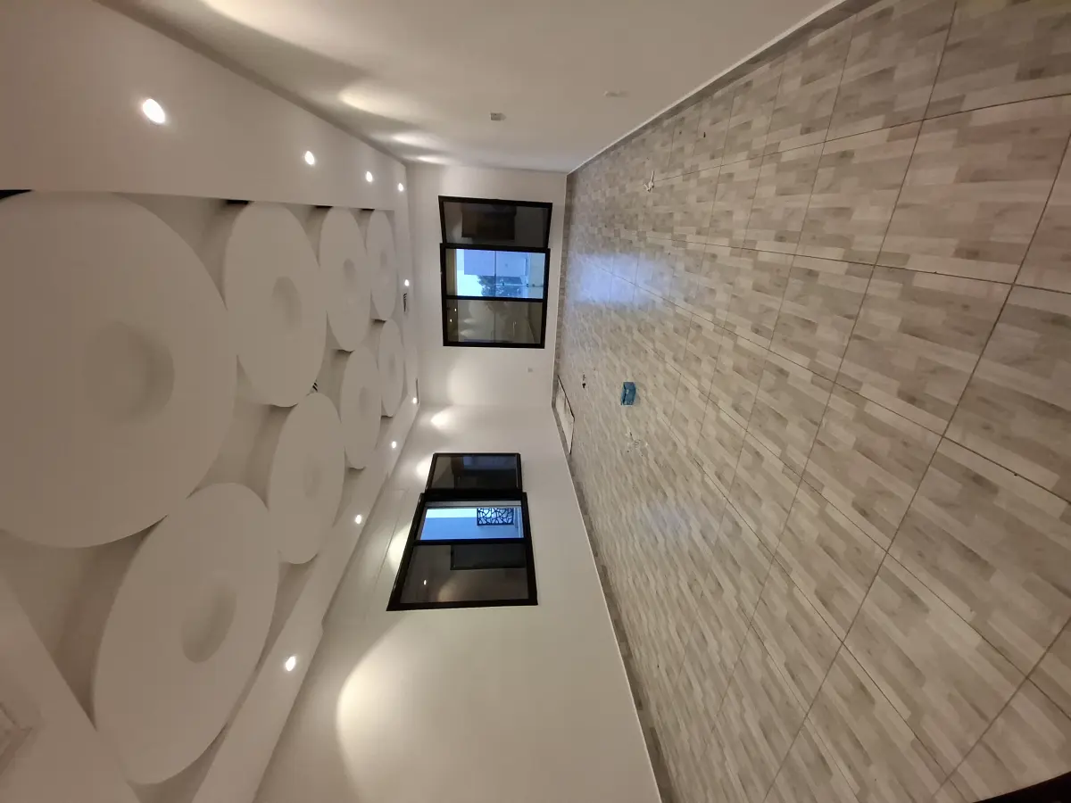 Rent Floor in Funaitees