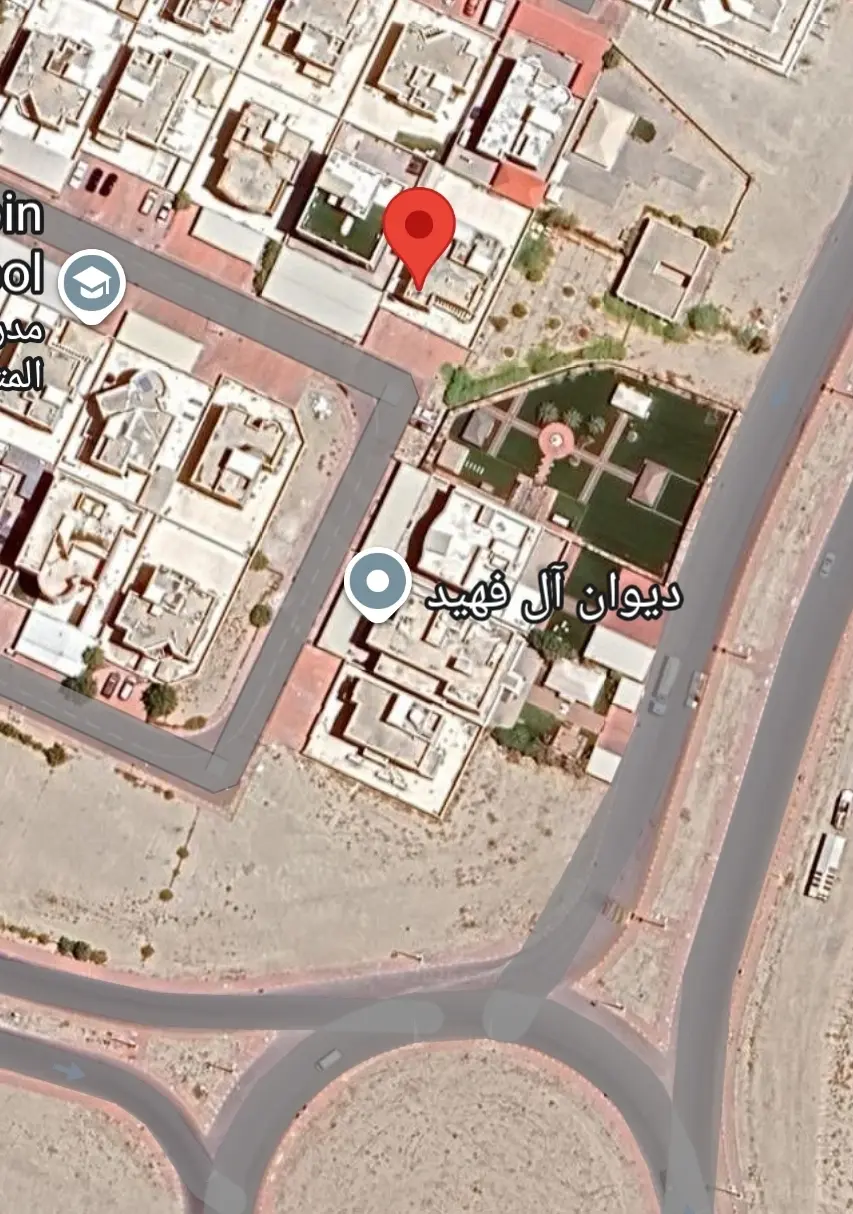 للبيع بيت في صباح الاحمد السكنية