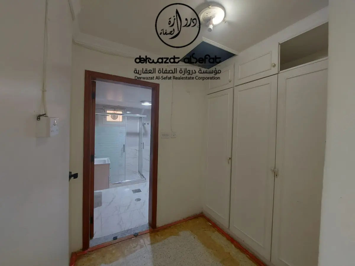 للإيجار شقة في السرة