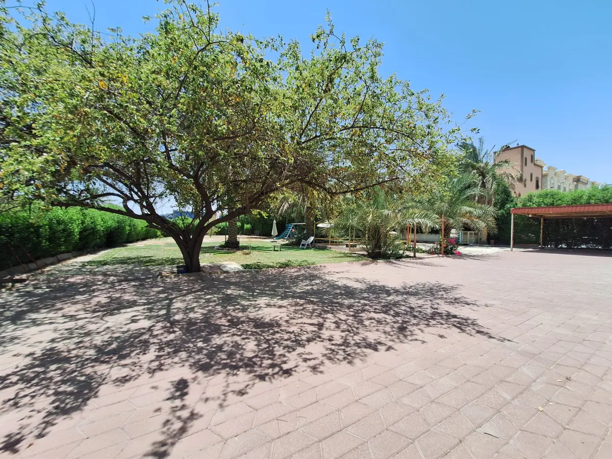Sale House in Mubarak Al-Abdullah - West Mishref